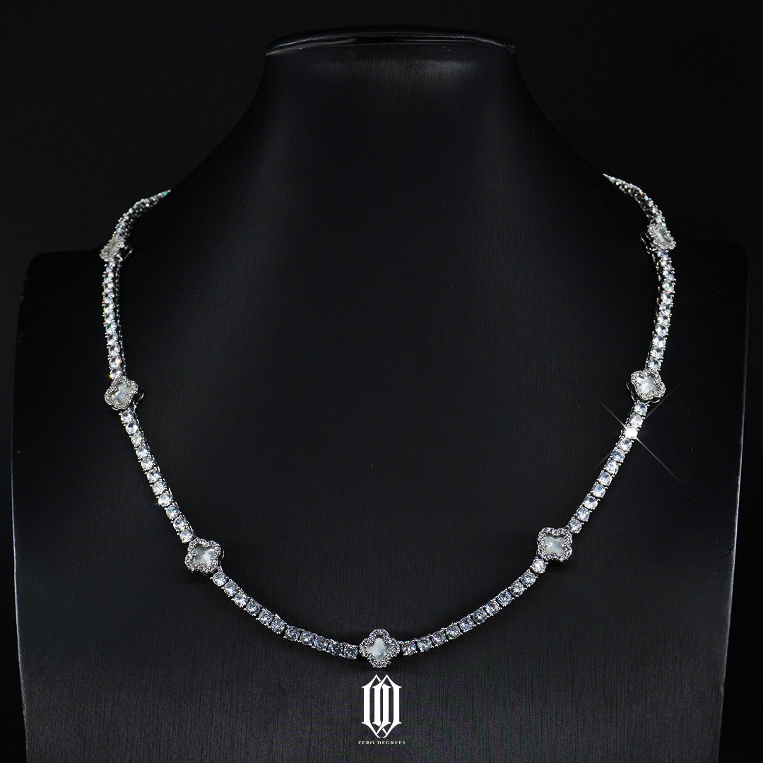 4mm Grey Clover Tennis Necklace - White Gold