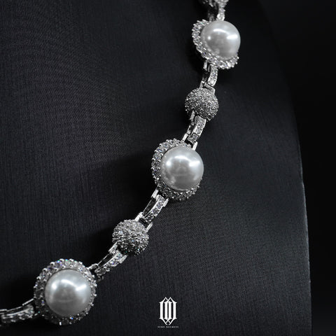 Clustered Pearl Necklace - White Gold