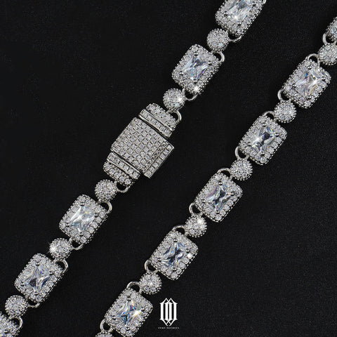 8mm Clustered Emerald Beads Necklace - White gold
