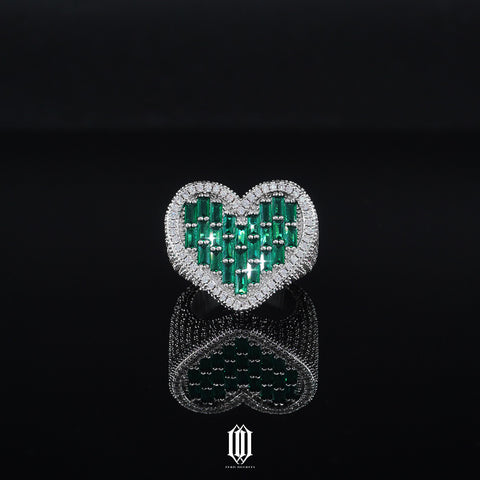 2-Tone Baguette Heart Ring Emerald Green