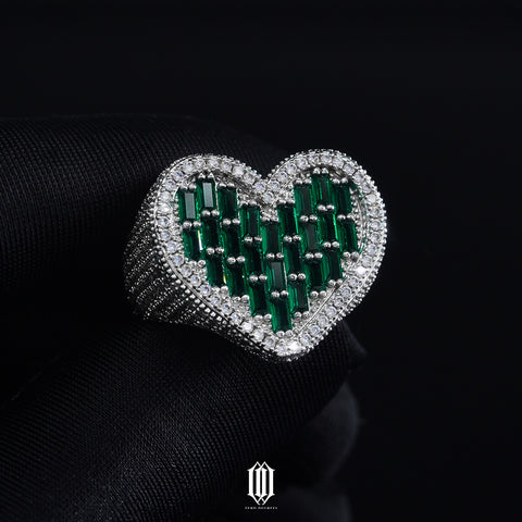 2-Tone Baguette Heart Ring Emerald Green