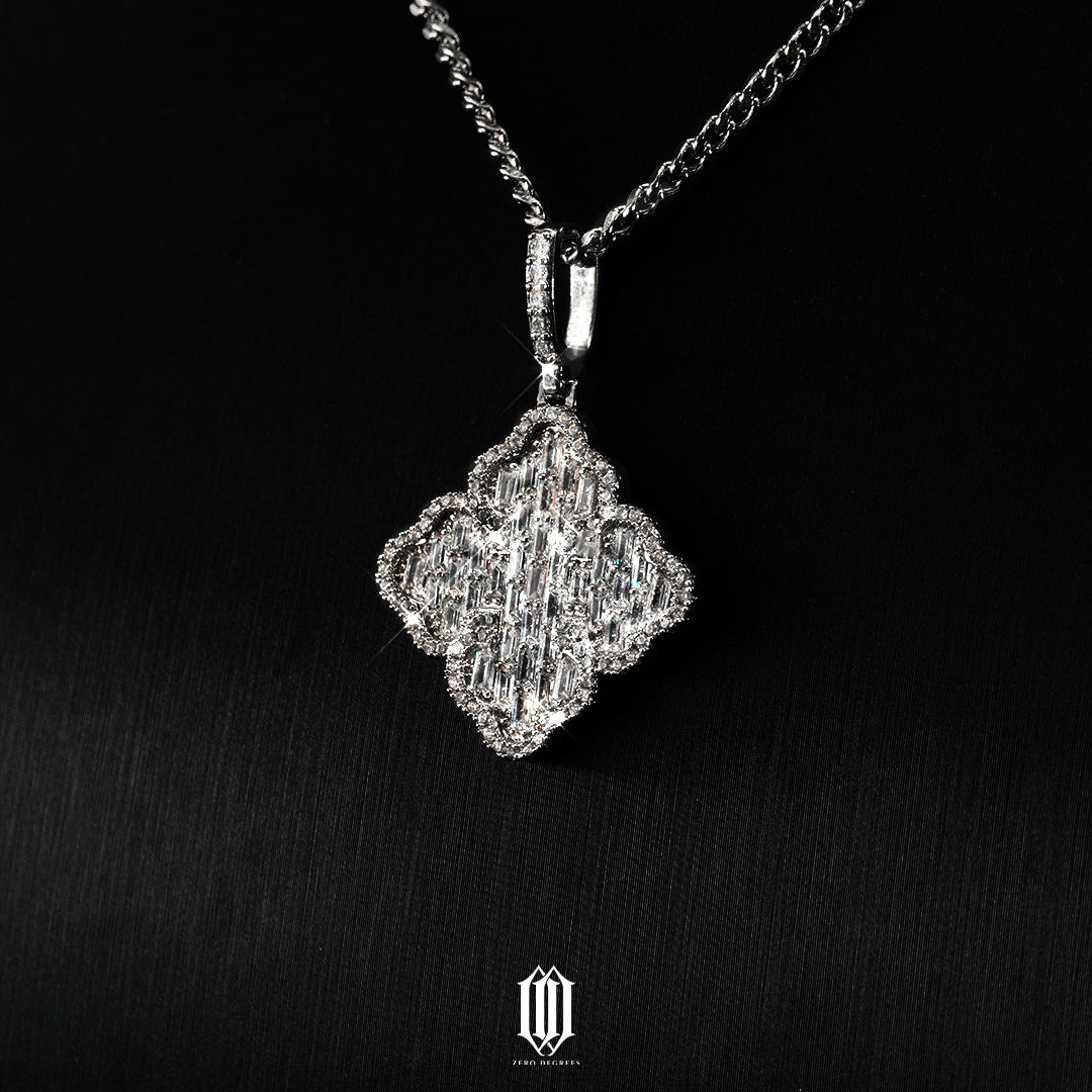 Baguette Clover Pendant - White Gold