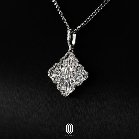 Baguette Clover Pendant - White Gold