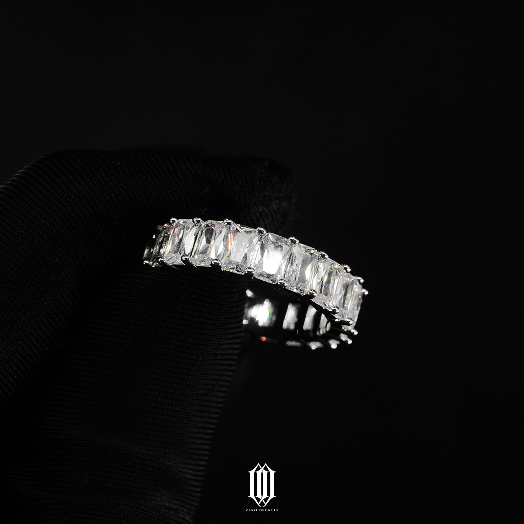 Baguette Ring - White Gold