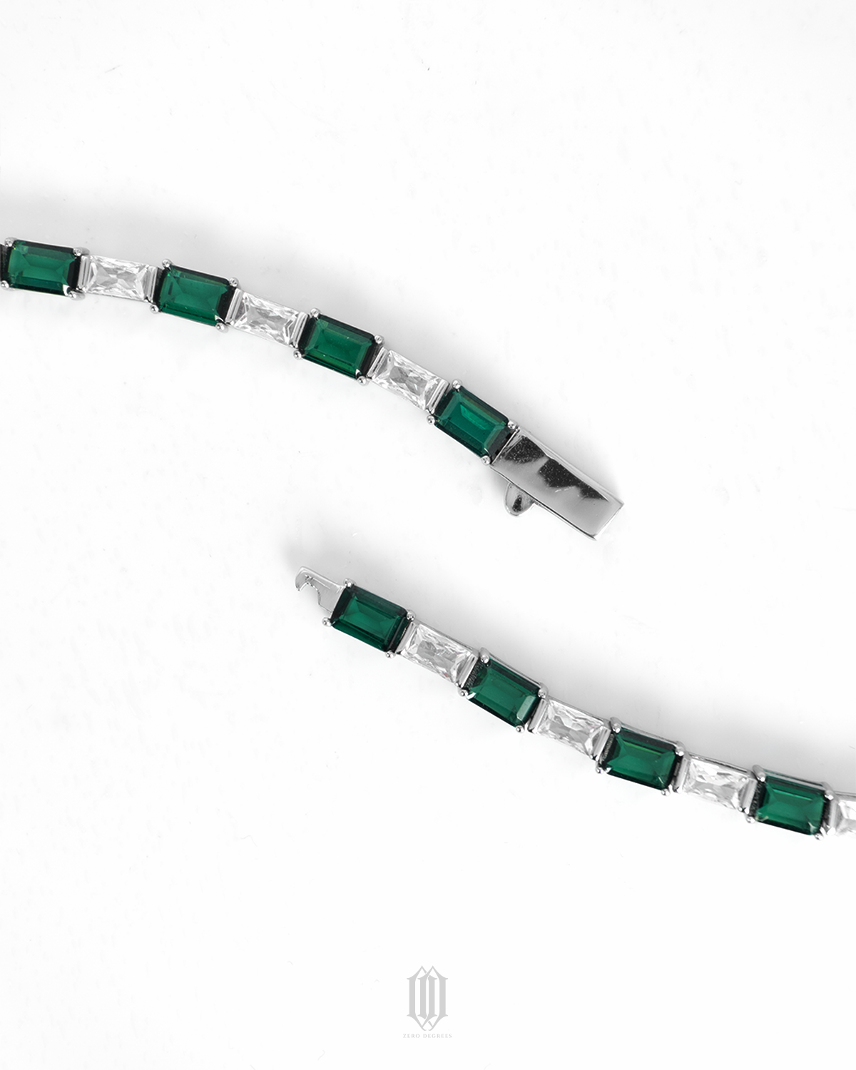 Baguette Emerald Tennis Link Bracelet - White Gold