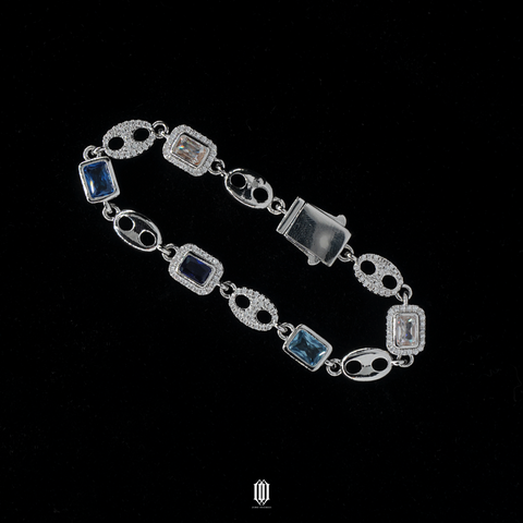 Clustered Blue G Link Bracelet - White Gold