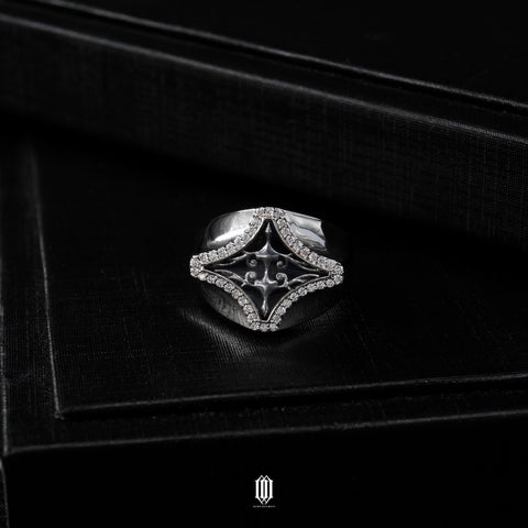 Chrono Star Crest Ring - White Gold
