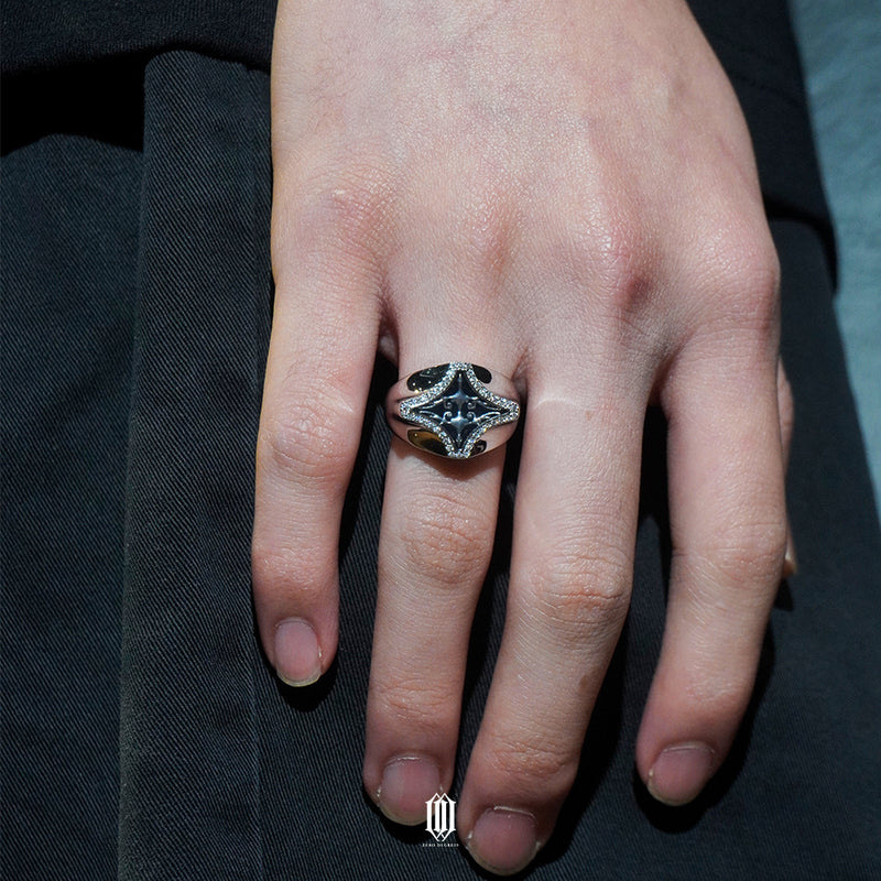Chrono Star Crest Ring - White Gold