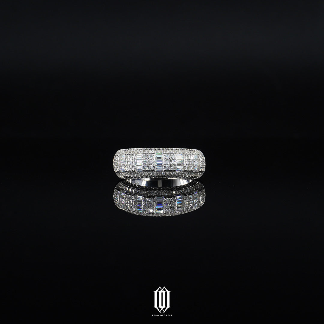 VVS Moissanite Clustered Setting Baguette Ring