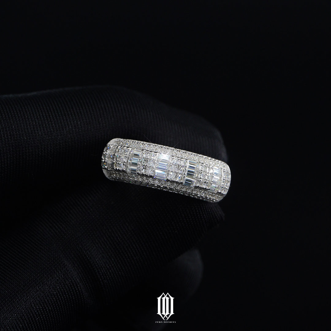 VVS Moissanite Clustered Setting Baguette Ring
