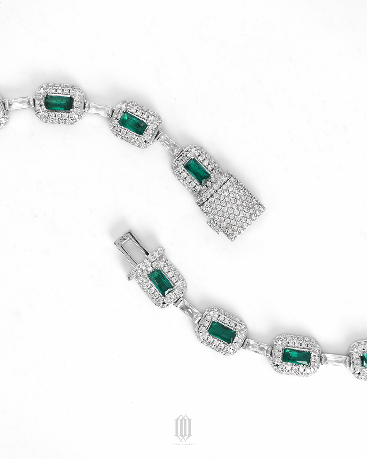 Clustered Baguette Emerald Bracelet - White Gold