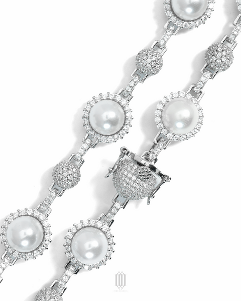 Clustered Pearl Necklace - White Gold
