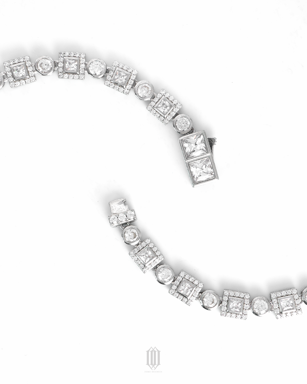 Clustered Square Brilliant Bracelet - White Gold