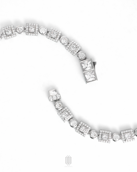 Clustered Square Brilliant Bracelet - White Gold