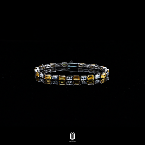 Baguette Emerald Tennis Link Bracelet - Yellow