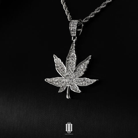 Maple Leaf Pendant - White Gold