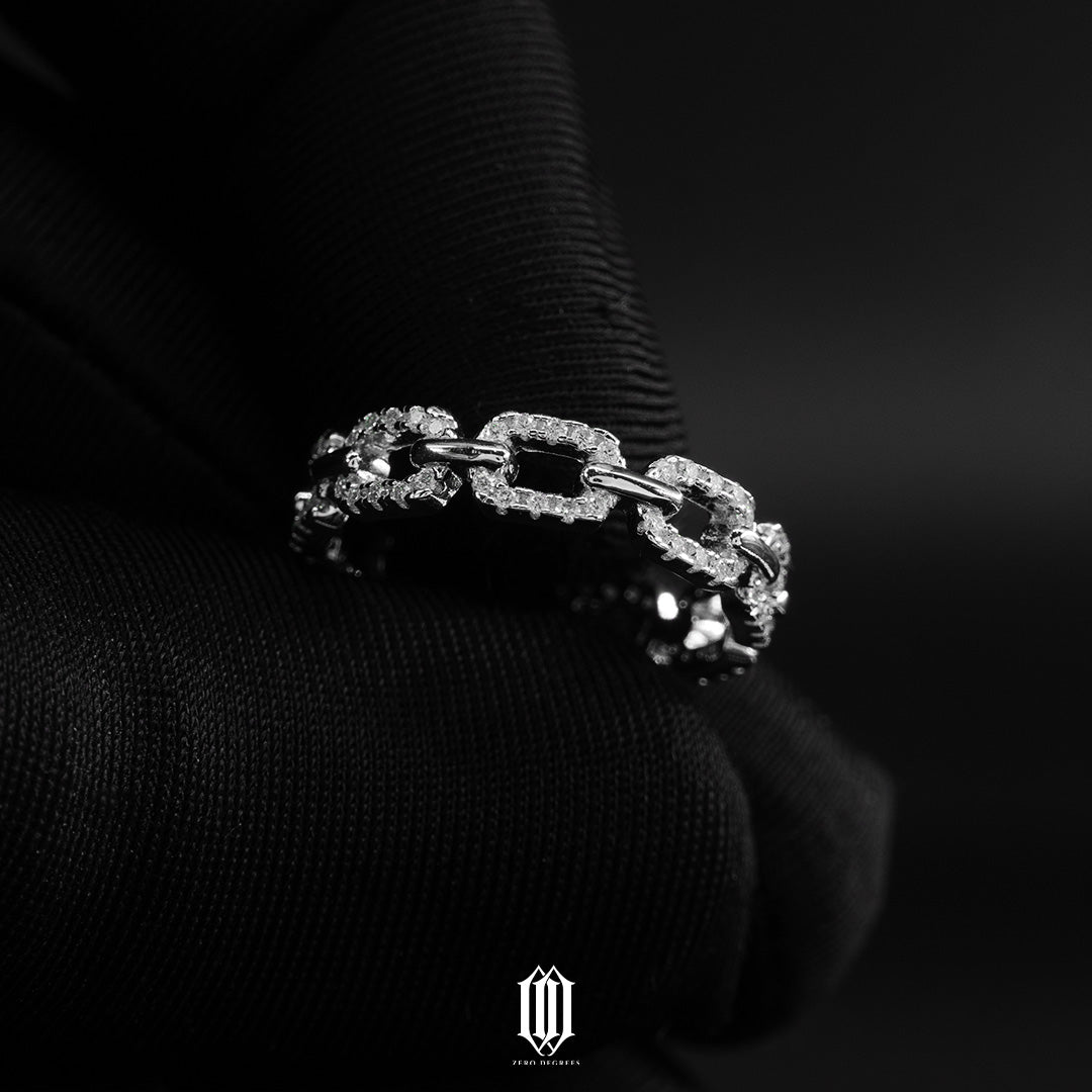 VVS Moissanite Cable Link Ring