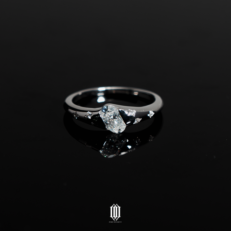 VVS Moissanite Aira Ring - White Gold