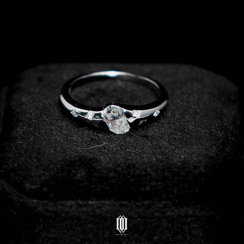 VVS Moissanite Aira Ring - White Gold