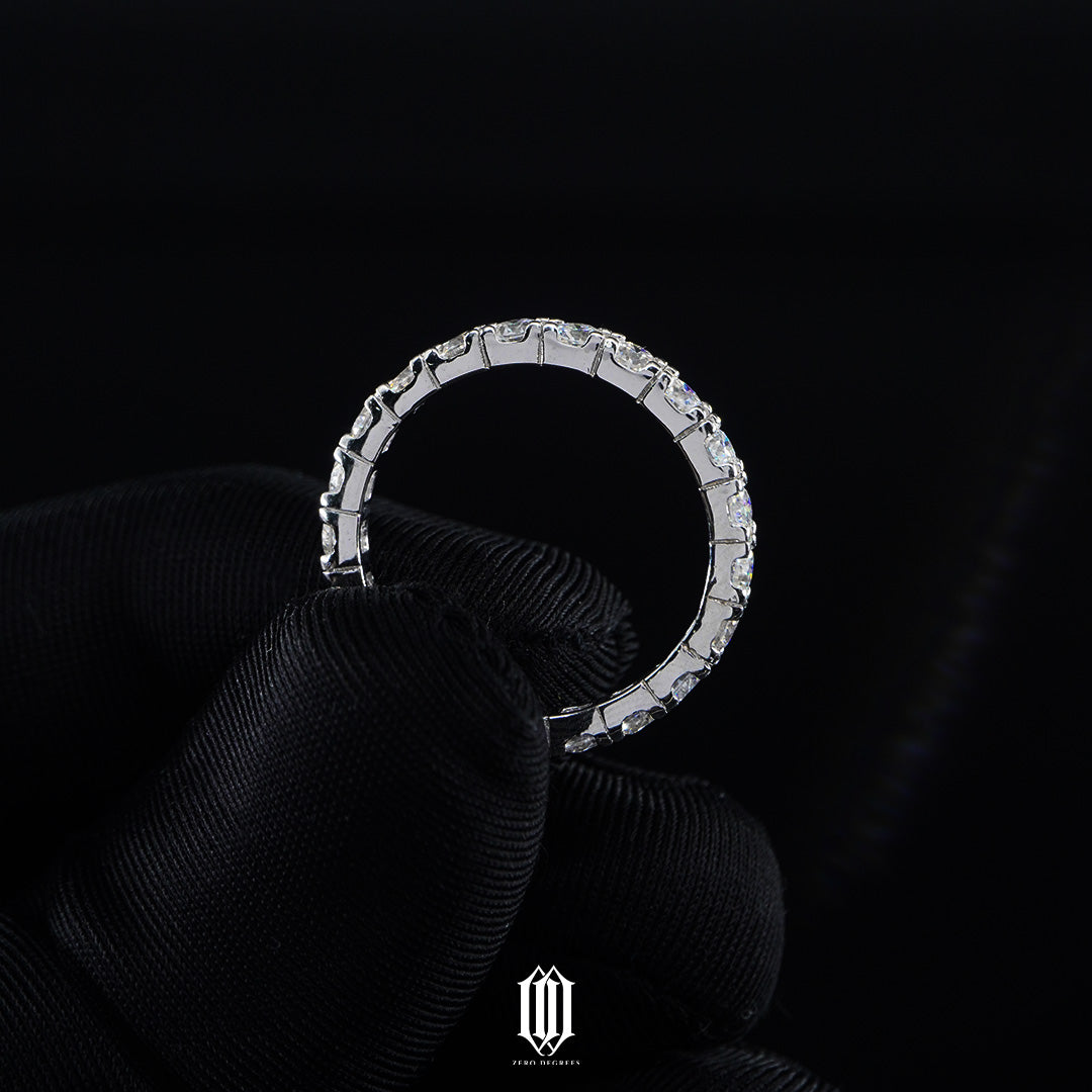 VVS Moissanite Single Row Tennis Ring