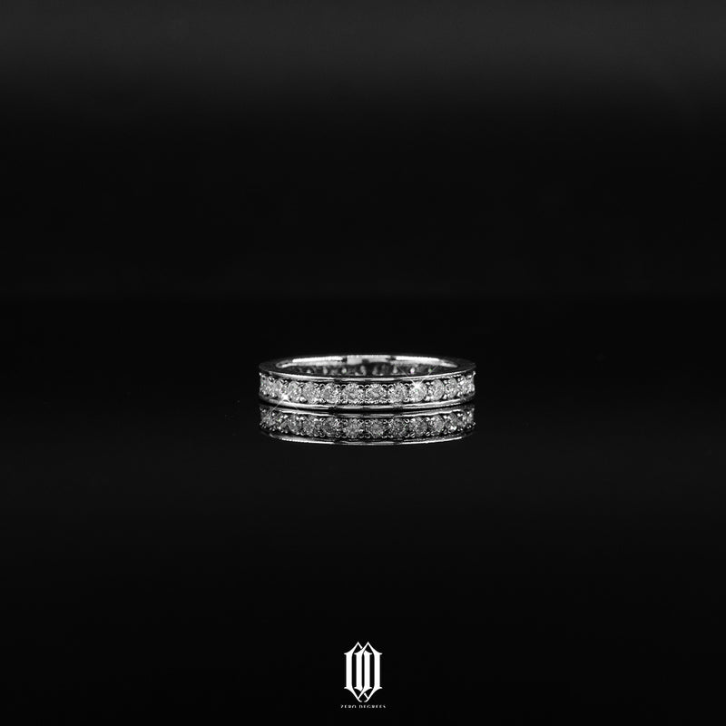 VVS Moissanite Single Row Round Cut Ring