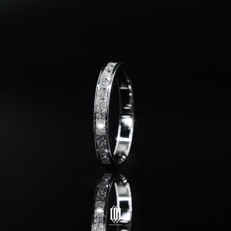 VVS Moissanite Half Band Single Row Princess Cut Ring