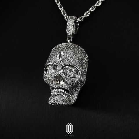 Skull Pendant - White Gold