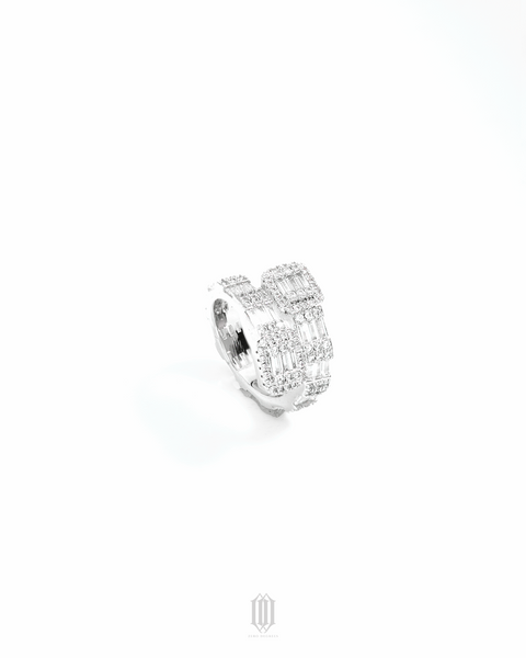 VVS Moissanite Chunky Baguette Ring