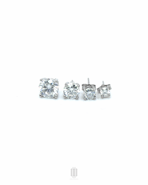 VVS Moissanite Ear Studs