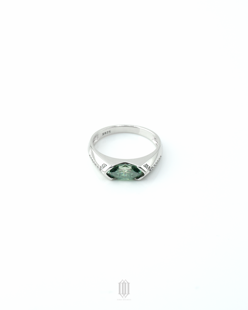 VVS Moissanite Emerald Green Ring - White Gold