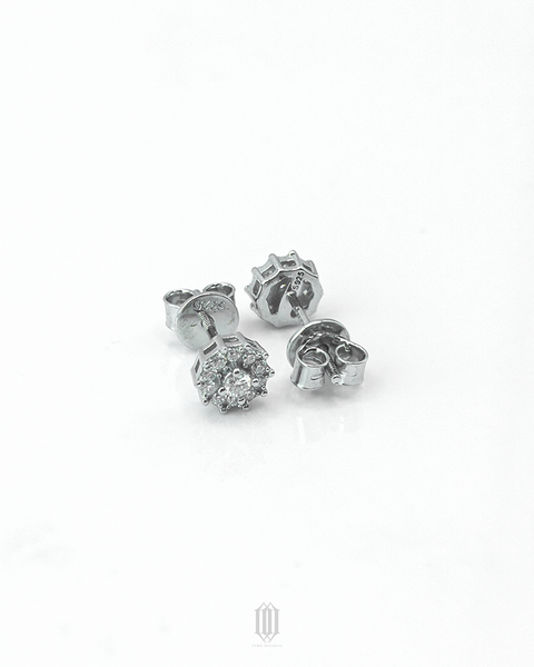 VVS Moissanite Flower Earstuds