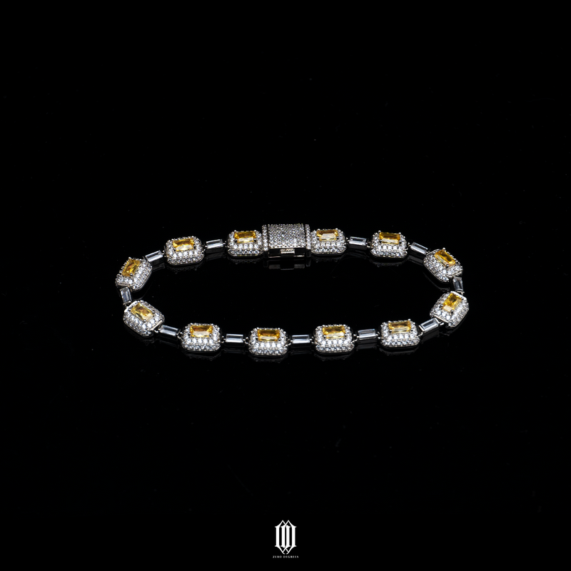 Clustered Baguette Emerald Bracelet - Yellow