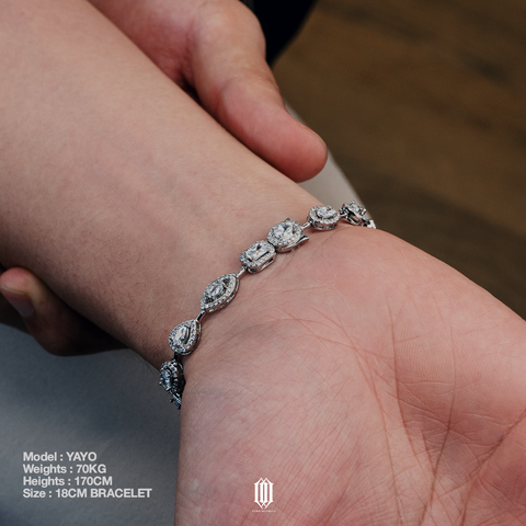 ZDG Clustered Distinct Cut Tennis Bracelet - White Gold