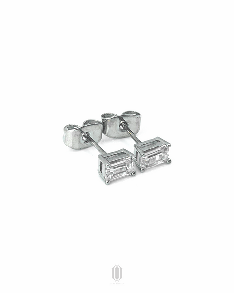 Zero Degrees Baguette Earstuds