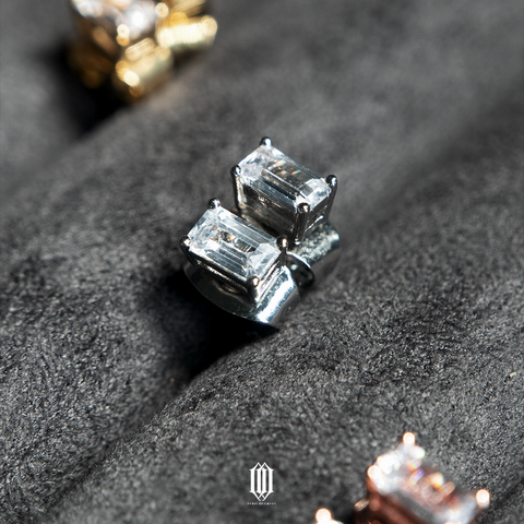 Zero Degrees Baguette Earstuds