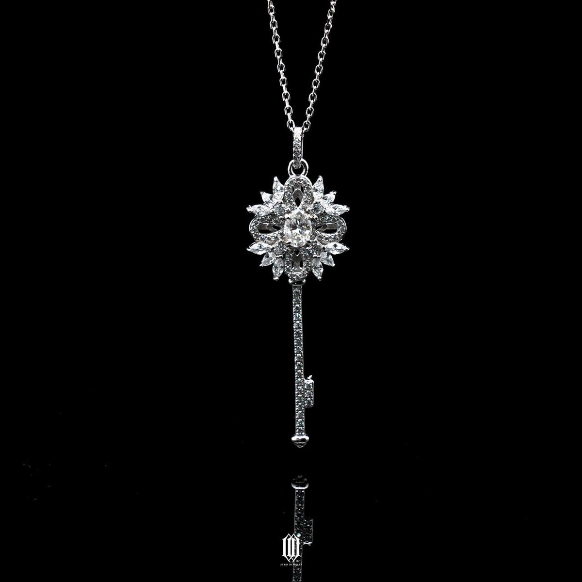 VVS Moissanite Flower Key Pendant