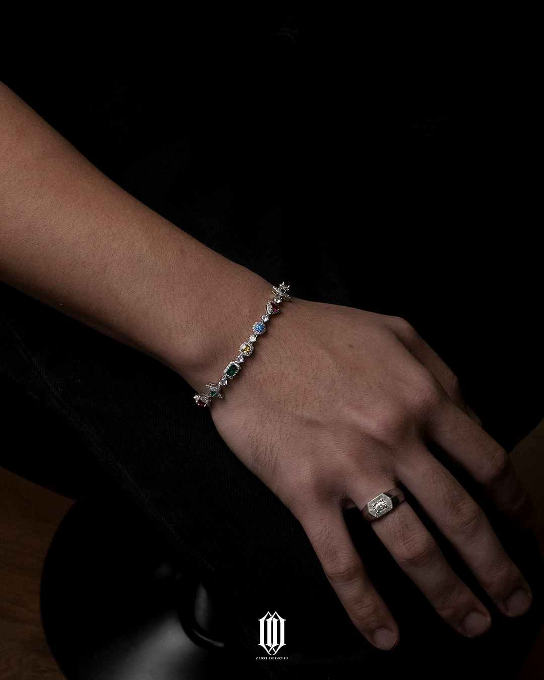 Multicolor Clustered Distinct Cut Bracelet 2.0 - White Gold