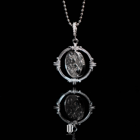 S925 Spinning Stallion Pendant